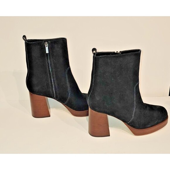 Marc Fisher LTD Size 9.5 Marysa black suede, Block Heel Platform Bootie LIKE NEW - Picture 2 of 7